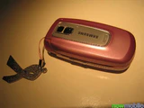 Samsung X650 Pink Ribbon Edition 13
