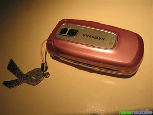 Samsung X650 Pink Ribbon Edition 13