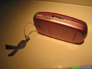 Samsung X650 Pink Ribbon Edition 14