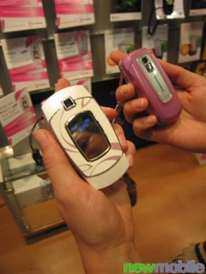 Samsung X650 Pink Ribbon Edition 16