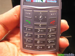 Samsung X820 Silver Edition 6