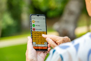 Senifone S1 lifestyle 7