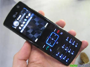 Smartphoneshow LG joy 1