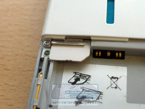 Sony Ericsson M600i 13