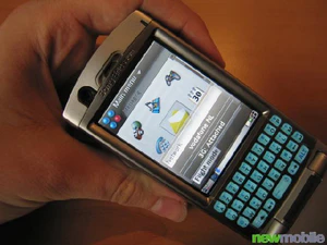 Sony Ericsson P990i 66