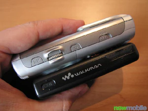 Sony Ericsson P990i 70