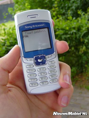 Sony Ericsson T230 16