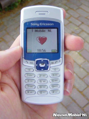 Sony Ericsson T230 8