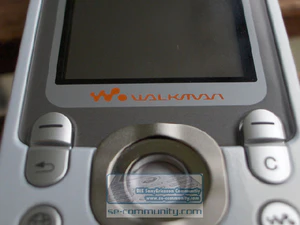 Sony Ericsson W550i 24