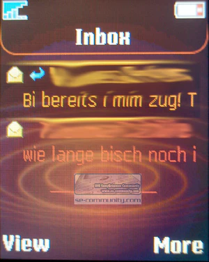 Sony Ericsson W550i 27