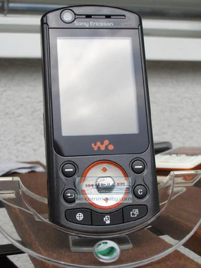 Sony Ericsson W900i 02