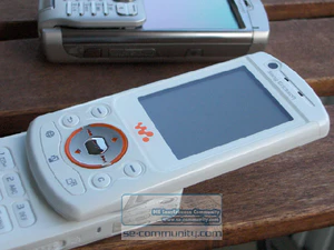 Sony Ericsson W900i 51