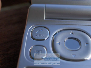 Sony Ericsson Z300i 14