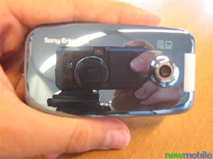 Sony Ericsson Z610i 06