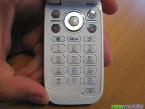 Sony Ericsson Z610i 08