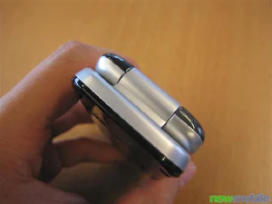 Sony Ericsson Z610i 33