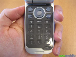 Sony Ericsson Z610i 38