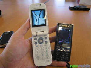 Sony Ericsson Z610i 47