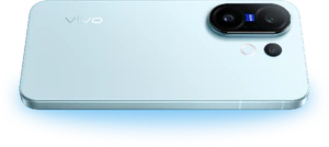 Vivo X200 FE blauw achterkant gedraaid