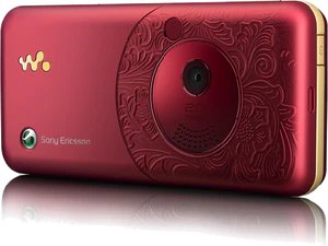 W660i back tilted ed 40 Rose red