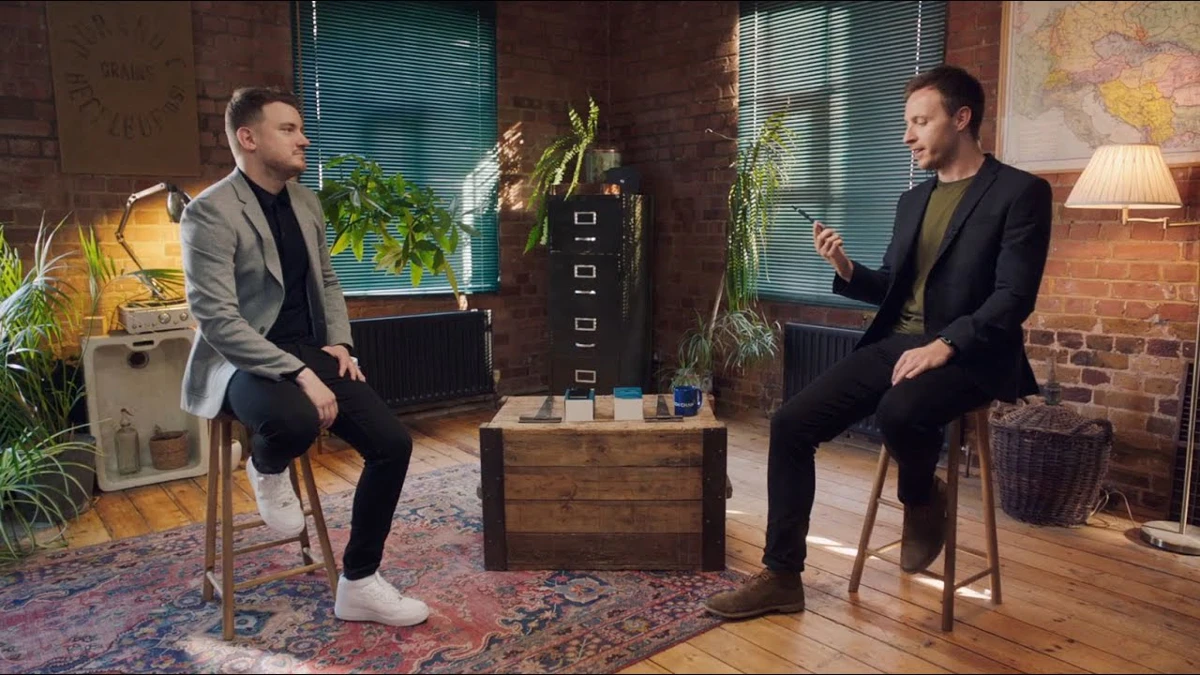 Oppo Reno4 Pro uitgepakt: uniek ontwerp, 65W snelladen & 5G in 7,6 mm dunne behuizing