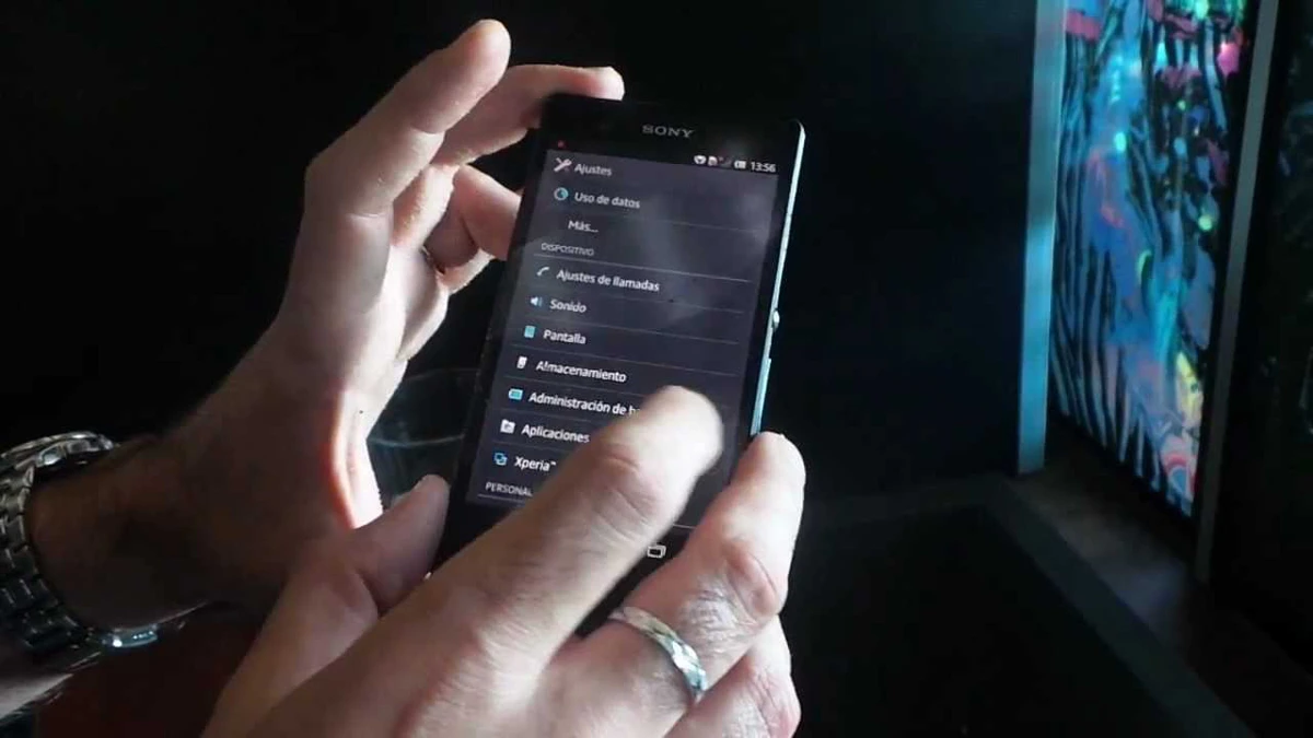 Sony Xperia Z uitgelicht: ultra-resistent design, waterdicht & krachtige camera technieken