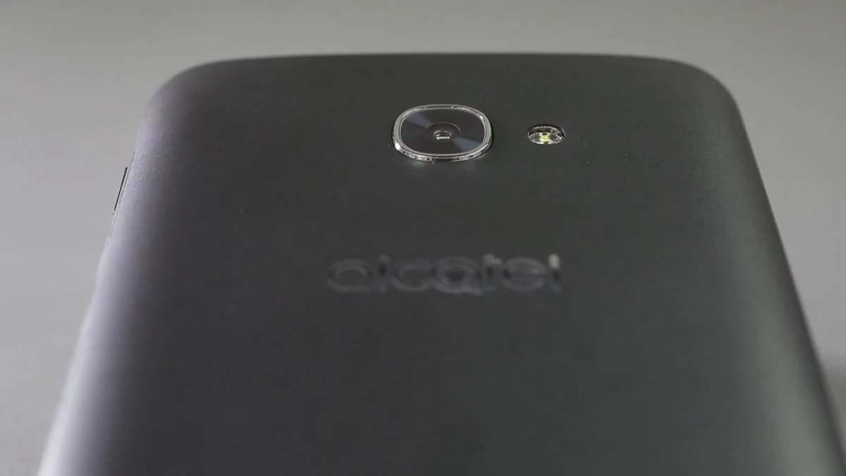 Alcatel Pop 4S review: vingerafdrukscanner, dubbele camera & krachtige batterij