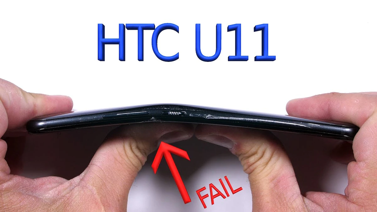 HTC U11 duurzaamheidstest: knijpfunctie, kras- en buigtest in actie