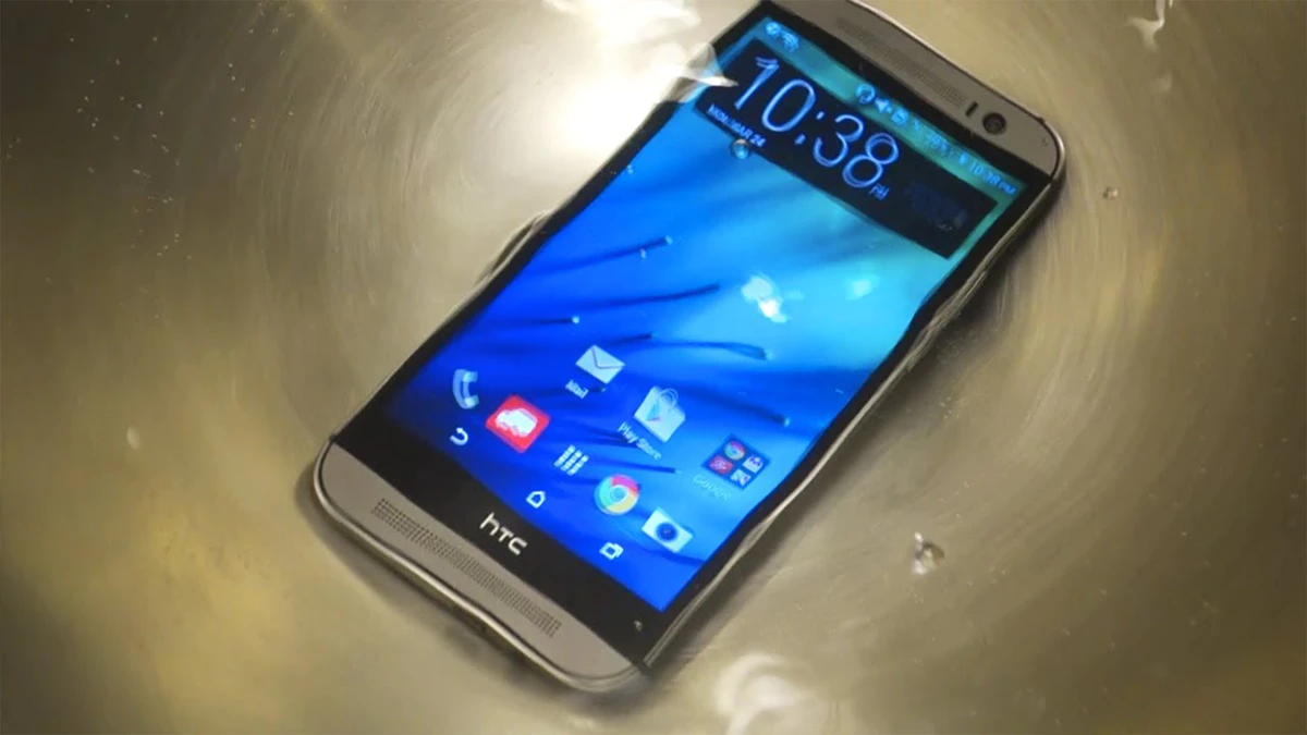 Deze HTC One overleeft een onderwater test – onverwacht resultaat!