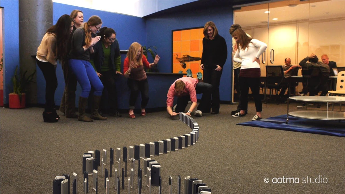 10.000 iPhones in domino-effect: hoe NFC content deelt in deze spectaculaire animatie