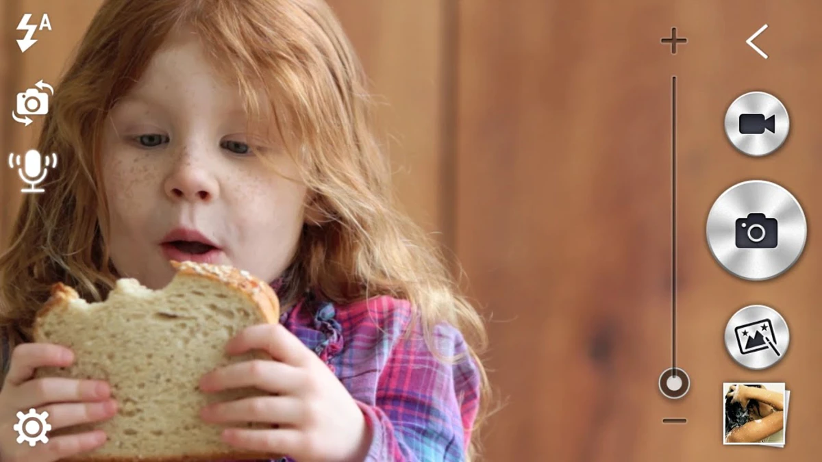 Deze Acer Liquid Z520 reclame toont de slimme camera die altijd klaarstaat