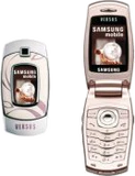 Samsung E500 Versus White Edition